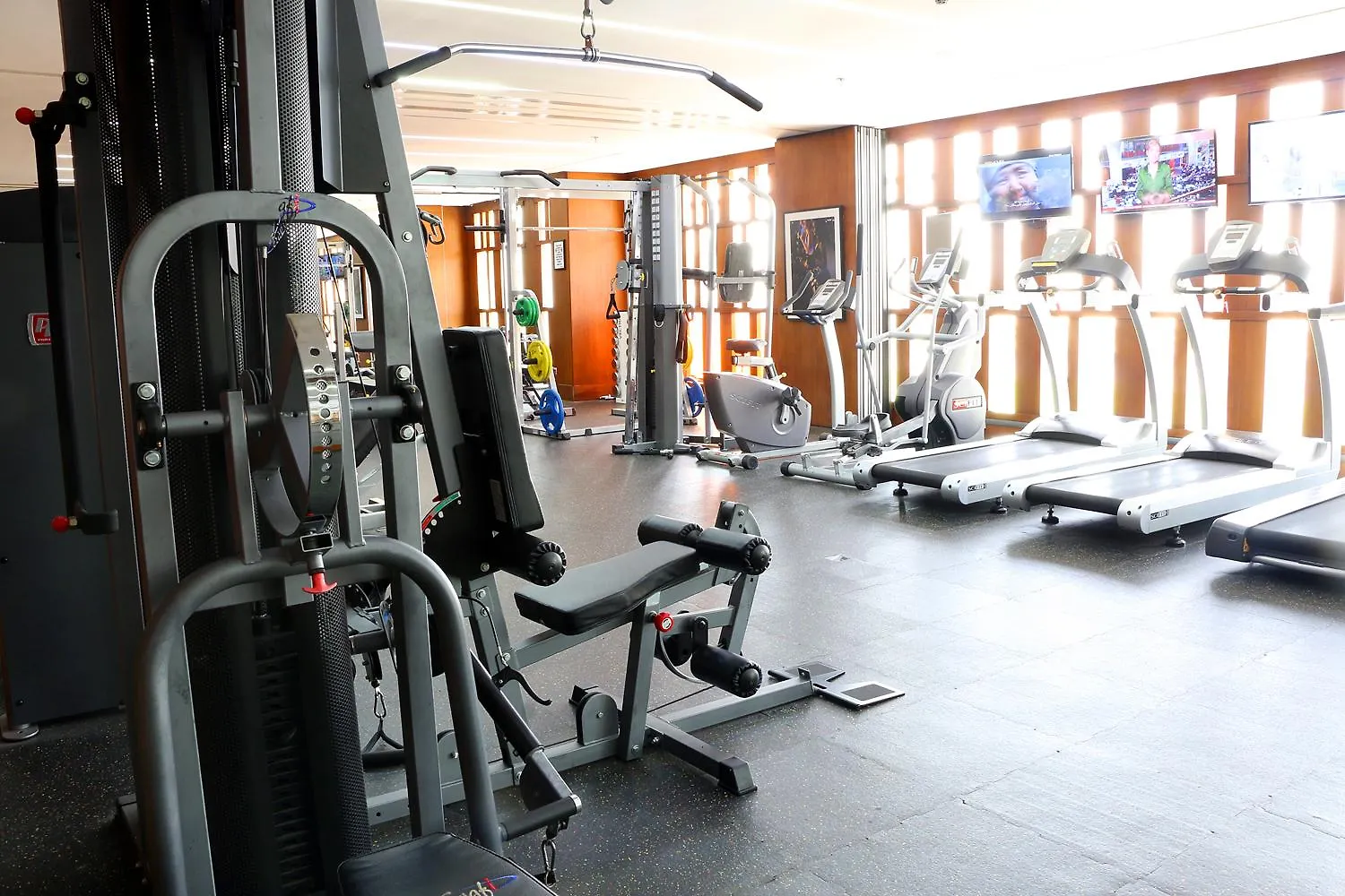 Hues Boutique Hotel Dubaj 4*,  Zjednoczone Emiraty Arabskie
