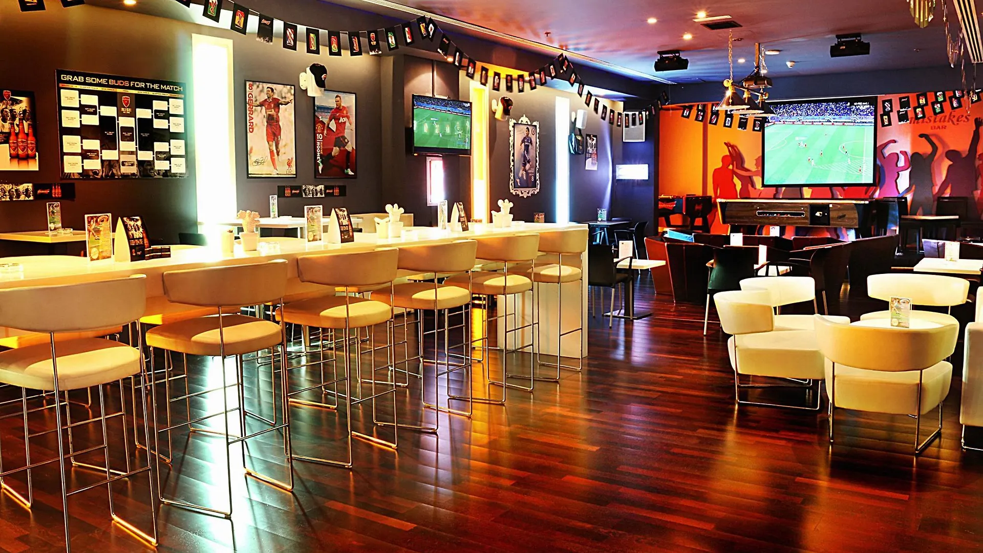 Hues Boutique Hotel Dubaj 4*,