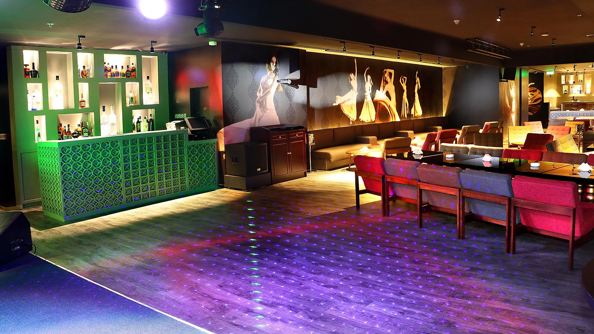 דובאי Hues Boutique Hotel איחוד האמירויות הערביות