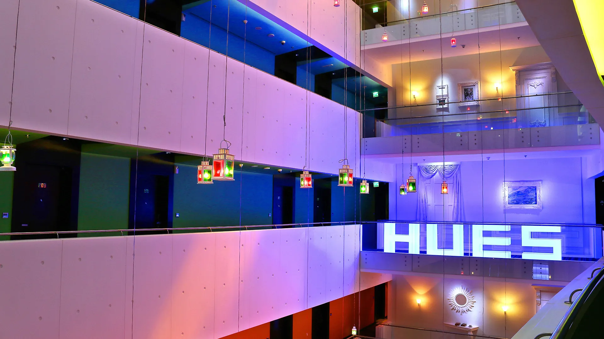 דובאי Hues Boutique Hotel איחוד האמירויות הערביות