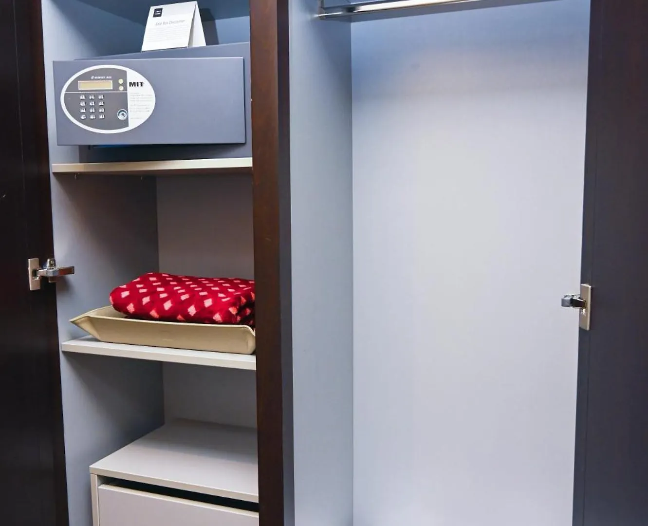 ****  דובאי Hues Boutique Hotel איחוד האמירויות הערביות